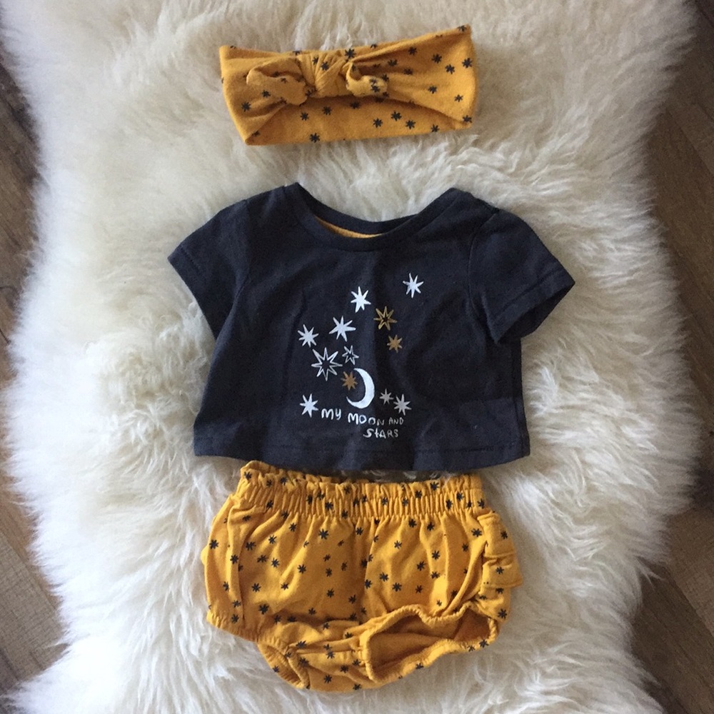 Super cute moon and stars set